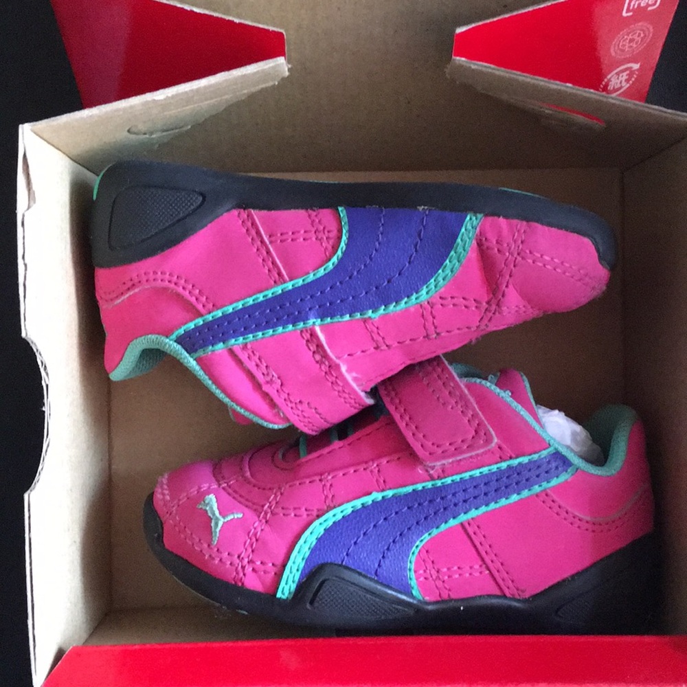 Puma kids tennis shoes